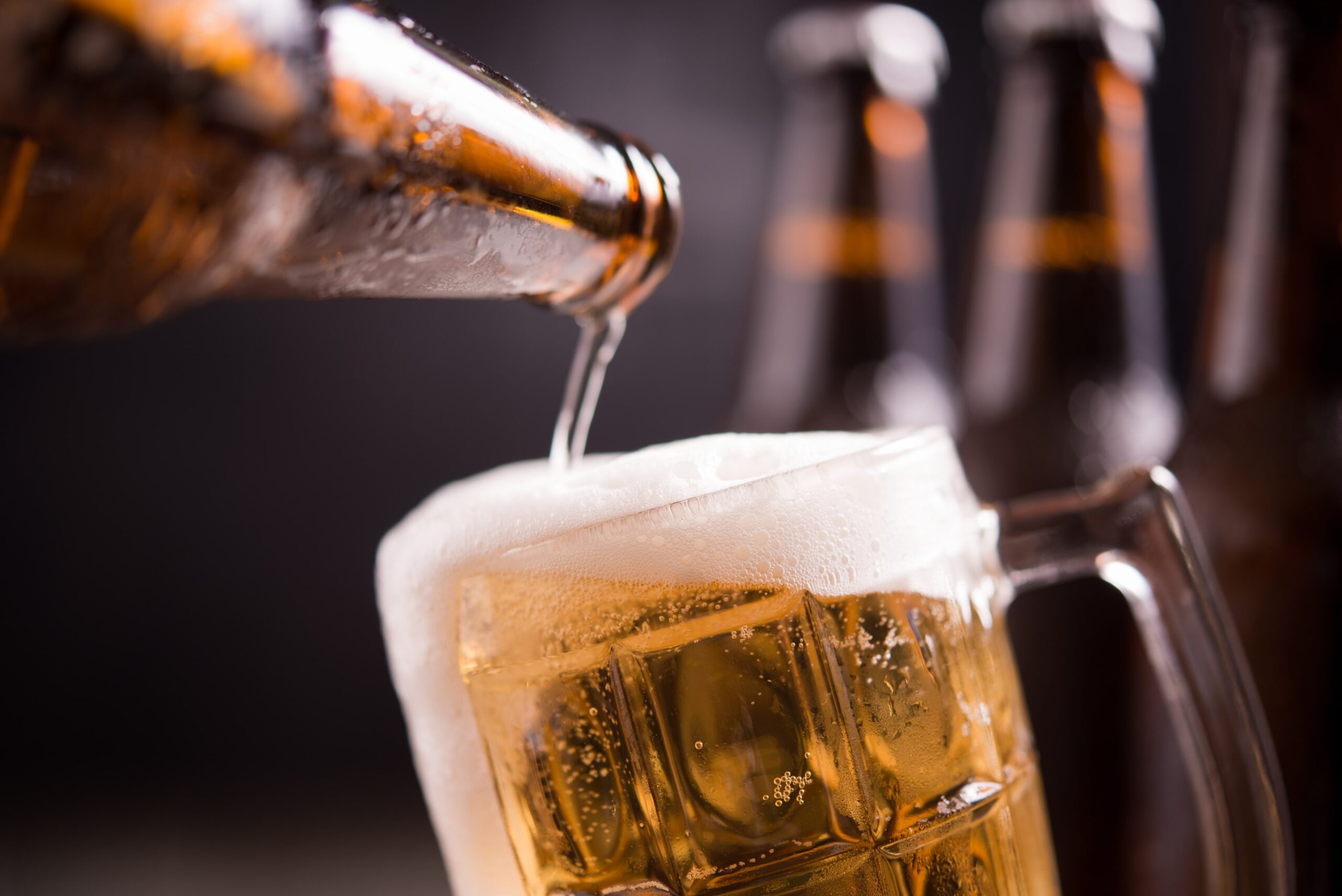 Trump asesta un golpe a la cerveza y 100 mil trabajadores del sector podrían perder el trabajo
