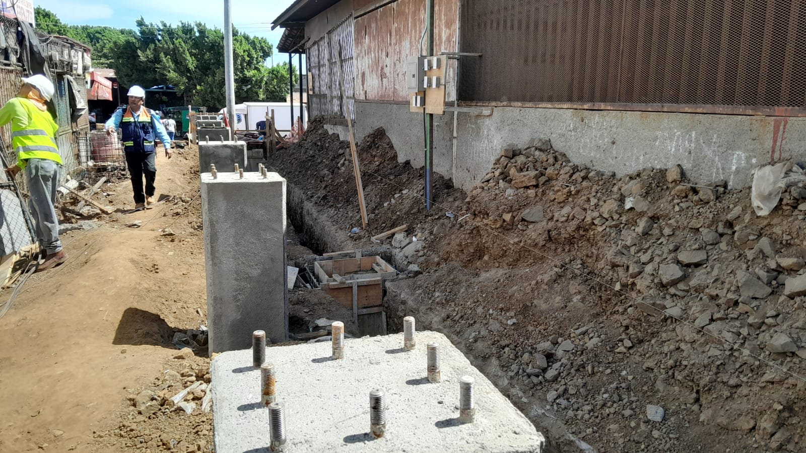 Supervisan avances de importantes proyectos en mercado Mayoreo de Managua