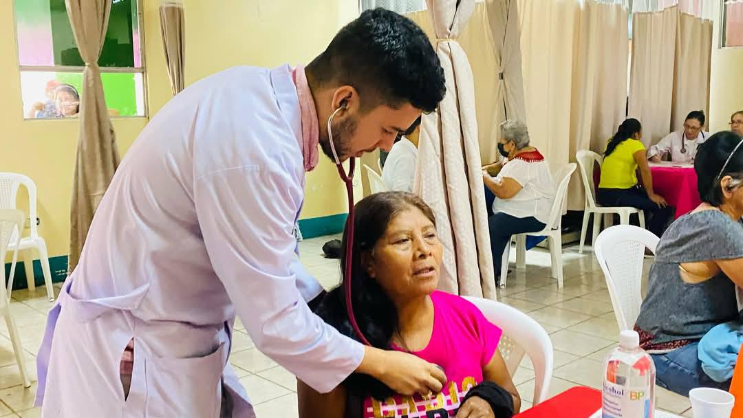 Estrategia Mi hospital en mi Comunidad benefició a matagalpinos con atención especializada