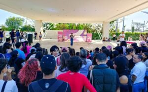 Jóvenes disfrutaron de la tardeada