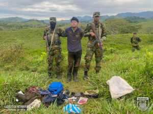 Retenidos por trasiego de madera y droga
