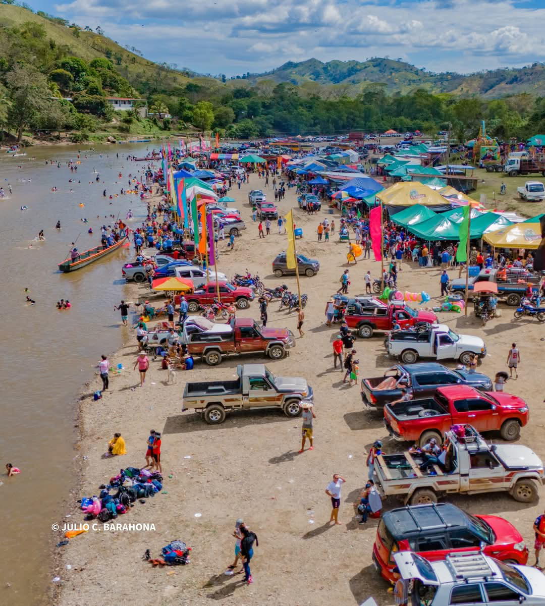 Familias disfrutan del verano en Nueva Segovia