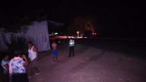 Fallece motorizado luego de estrellarse contra una bodega