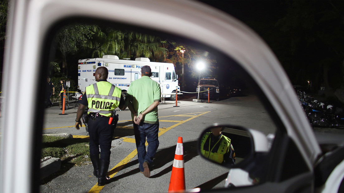 Marea Negra: Lanzan una ‘cacería’ de inmigrantes ilegales en Florida