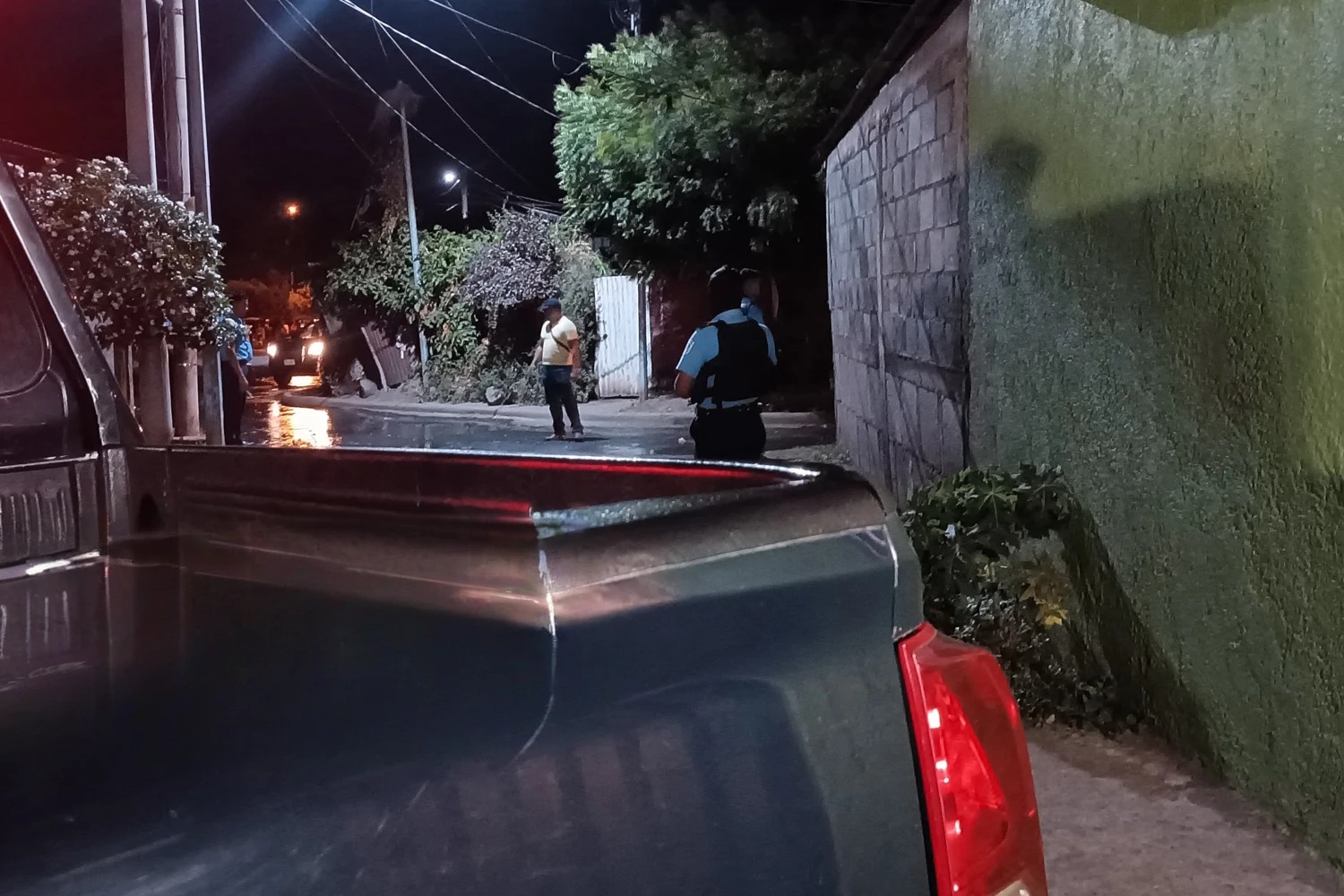 Asesinan con un arma hechiza y a machetazos a un joven de 20 años en Managua