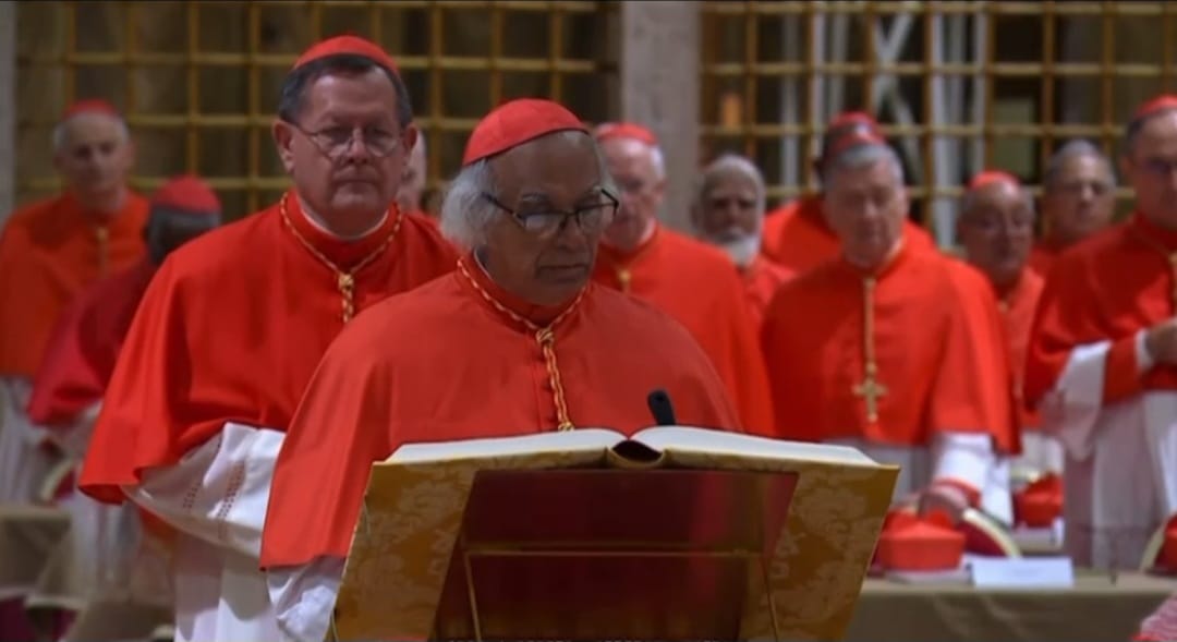 Cardenal de Nicaragua Leopoldo Brenes recitó juramento en la Capilla Sixtina previo a elección de nuevo Papa