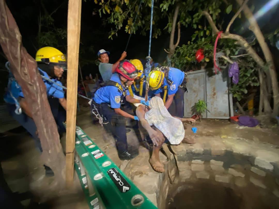 Joven perece al quedarse sin oxígeno dentro un pozo que estaba construyendo