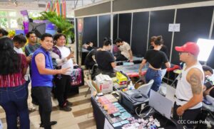 Artistas y amantes de los tatuajes participan en la Expo Tattoo Nicaragua 2025