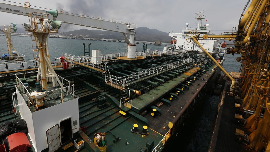 Trump amenaza con “reducir a cero” las ventas de petróleo de Irán