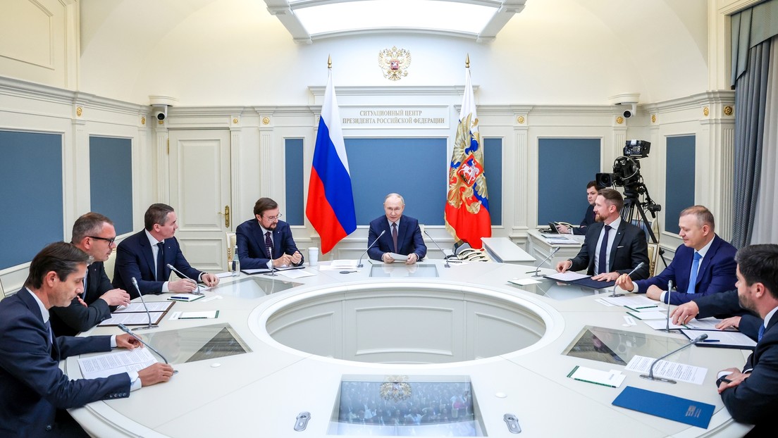 “Imbéciles”: Putin sobre quienes imponen sanciones contra Rusia en su propio detrimento