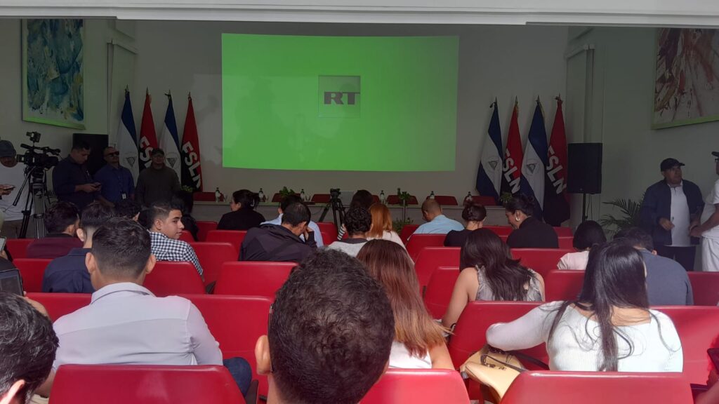 Comunicadores sandinistas inician nuevo intercambio y capacitación con equipo de RT en Español