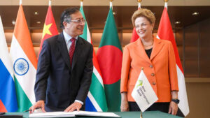 Colombia seduce al Banco de los BRICS