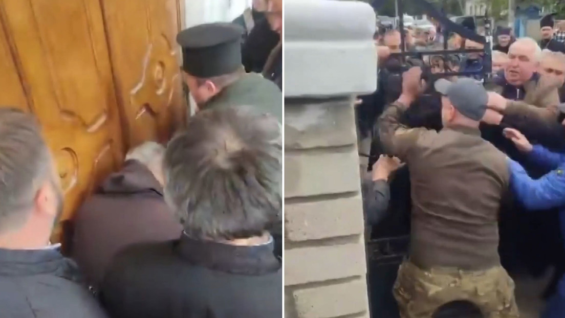 VIDEO: Asaltan una catedral de la iglesia canónica en Ucrania y los feligreses la defienden