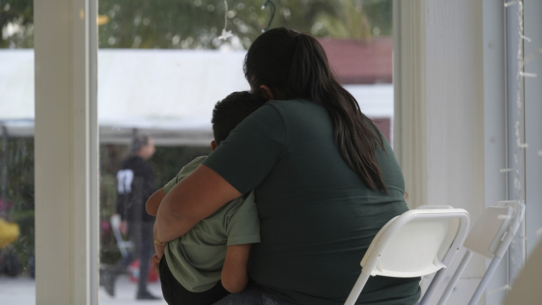 Multan con más de 1,8 millones de dólares a inmigrante que no acató una orden de deportación