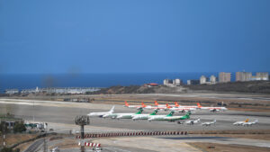 Venezuela suspende todos los vuelos provenientes de Colombia