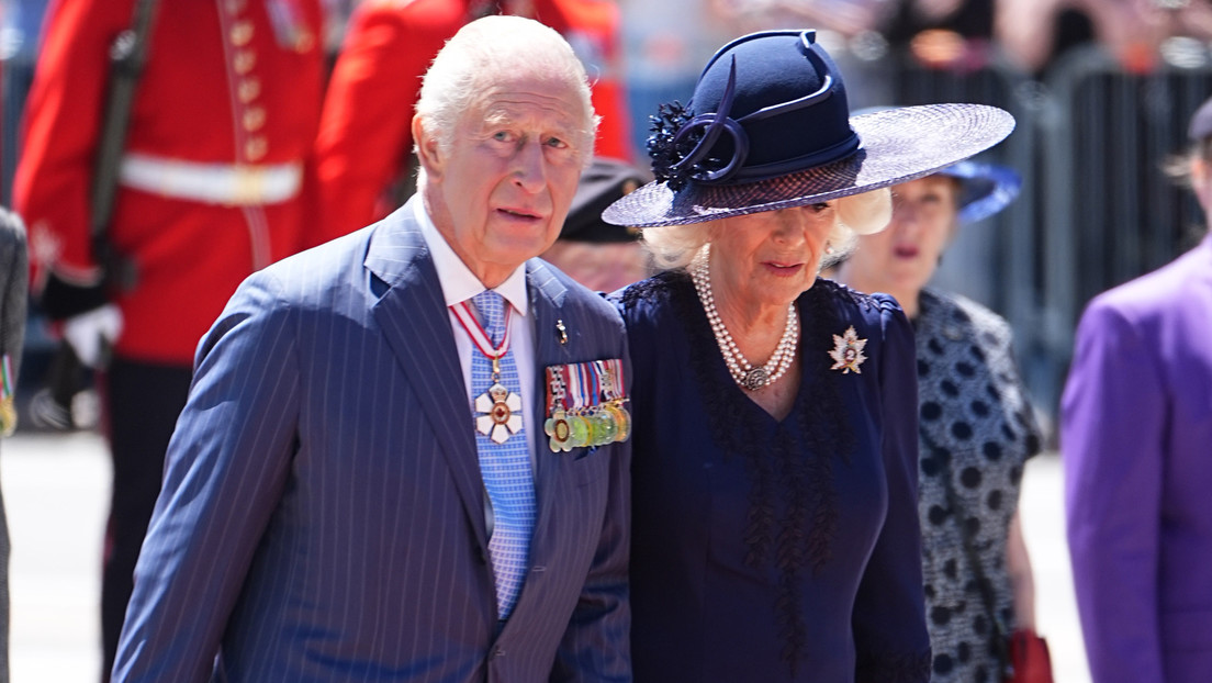 “¿De cuántos niños abusaste en la isla de Epstein?”: Increpan al rey Carlos III en su visita a Canadá