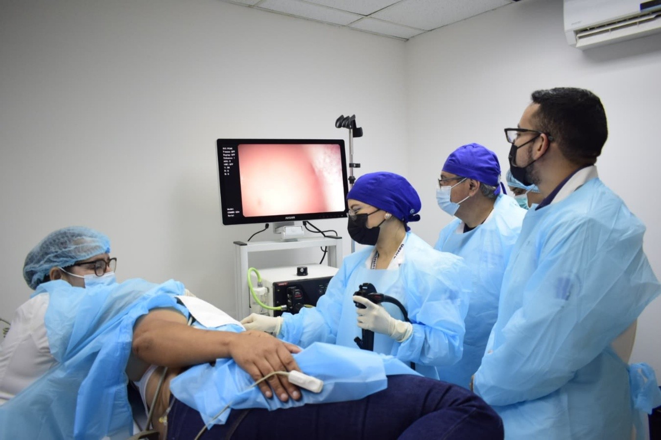 Más de 8 mil consultas ha brindado en casi tres meses el Centro Oncológico Nacional