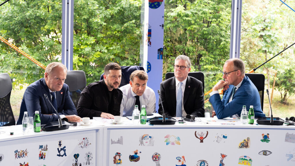 The Telegraph: Ambiente "pésimo" en la última reunión de los aliados de Kiev