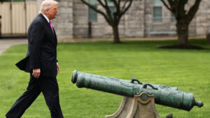 Axios: Ucrania informó a Trump con antelación sobre los ataques a Rusia