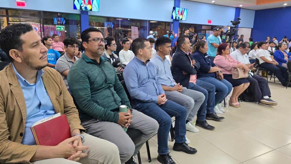 Nicaragua fortalece la aplicación del método científico en los estudiantes