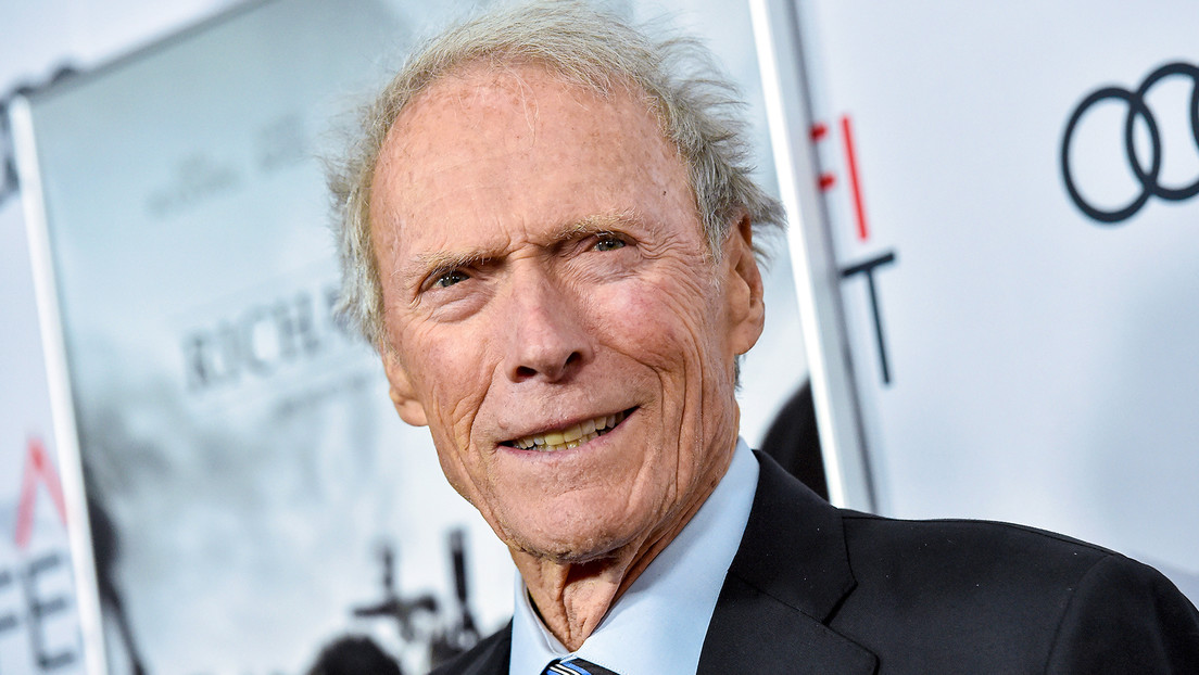 Publica una “entrevista” con Clint Eastwood y pierde el trabajo cuando descubren que es falsa