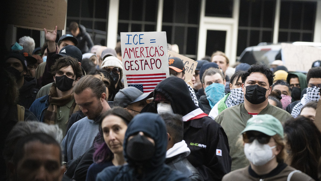 California demanda a Trump por el despliegue de la Guardia Nacional en Los Ángeles