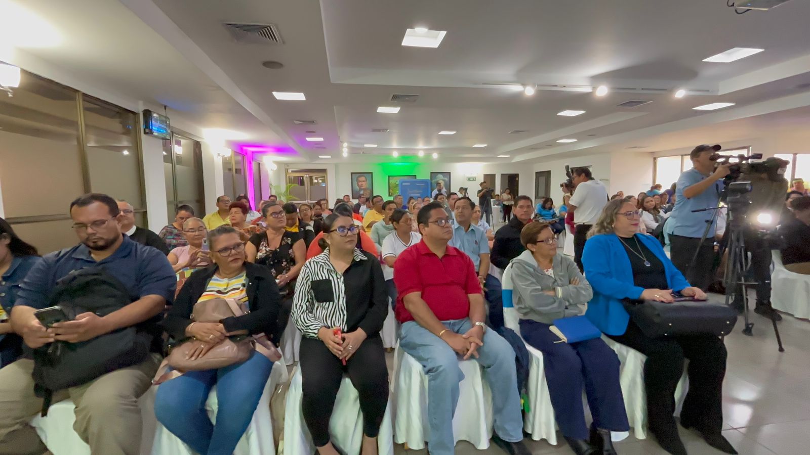 INATEC celebra a los maestros revolucionarios a través de un conversatorio de experiencias