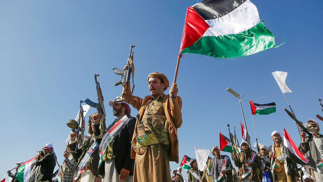 “Lucharemos codo a codo con Irán”: Hutíes ponen fin a la tregua con EEUU para apoyar a Teherán