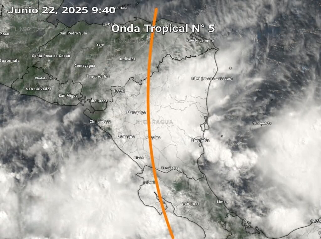 Onda tropical N° 5 continua desplazándose en Nicaragua generando ambiente caluroso y lluvias en gran parte del país