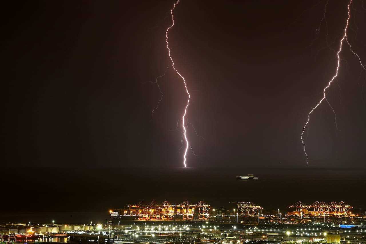 Más de 39.000 rayos: fuertes tormentas eléctricas azotan Francia