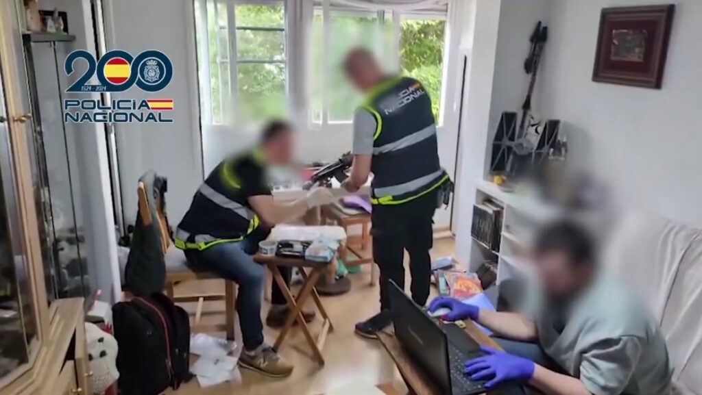 Un megaoperativo policial desarticula otra red de pornografía infantil