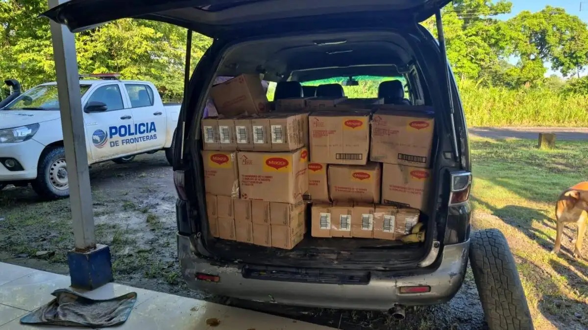 Detienen en Costa Rica a dos nicaragüenses que transportaban productos ilegales