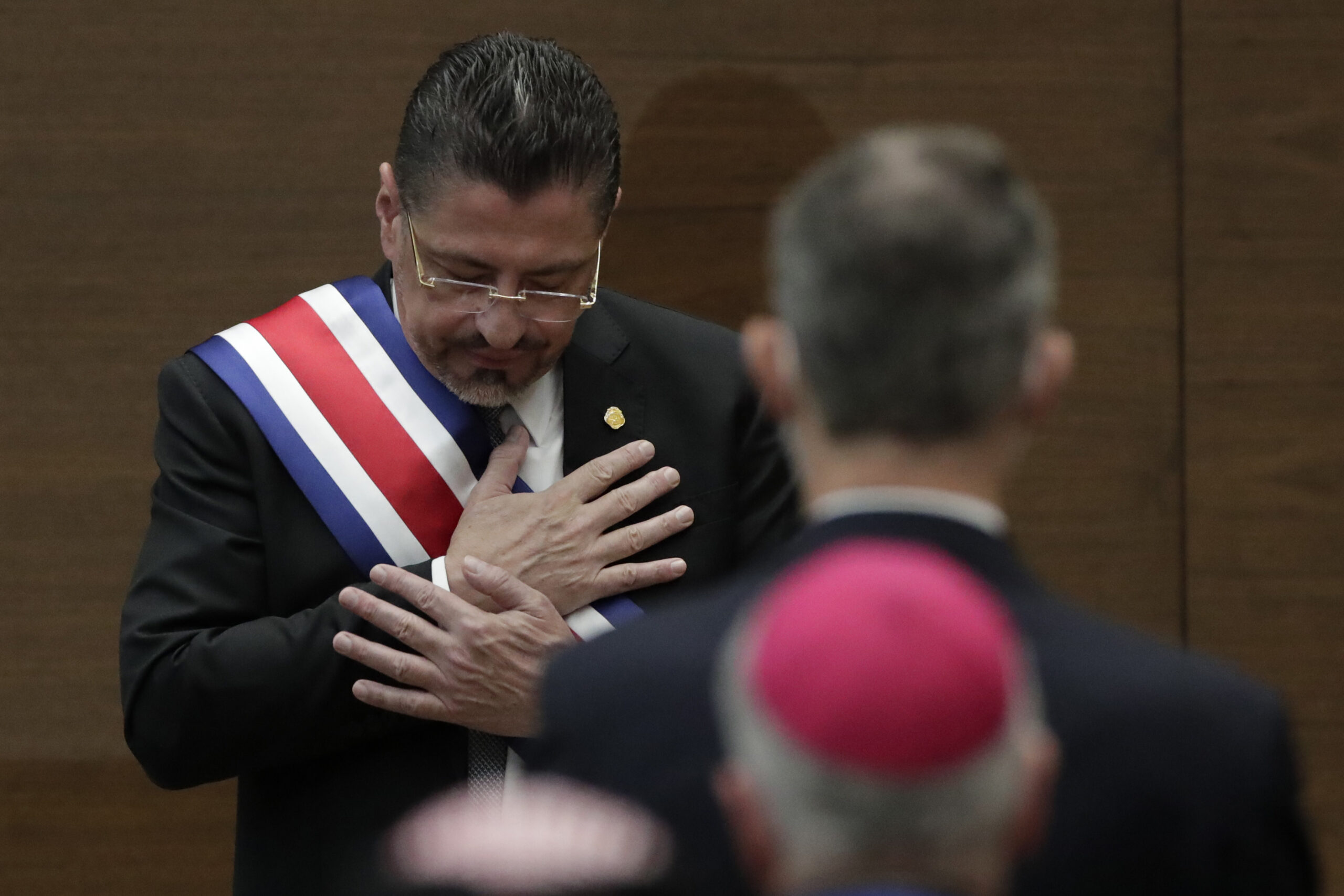 Corte Plena tica trata este martes acusación penal contra presidente