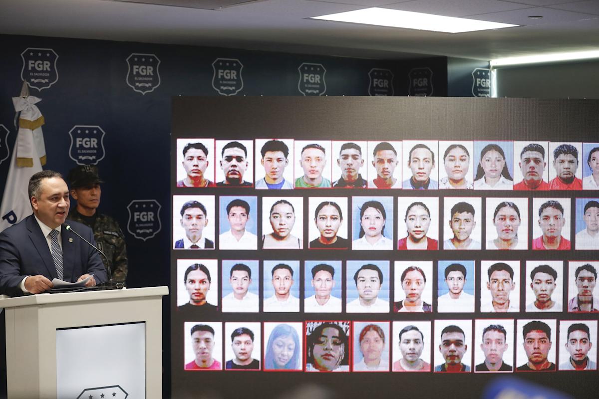Gobierno de Bukele detiene a 46 estudiantes por presunta formación de nueva pandilla