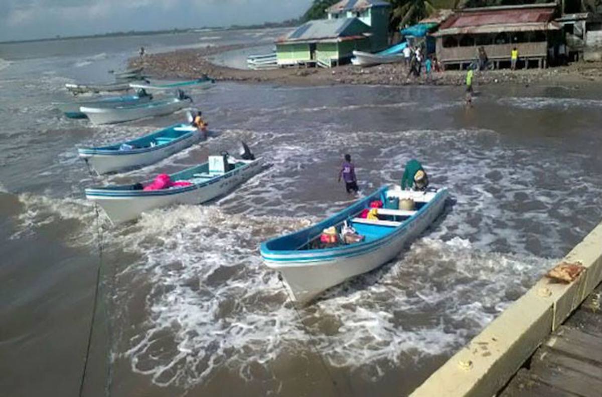 Las ondas tropicales 8 y 9 se mantienen monitoreadas por la Naval del Caribe nicaragüense