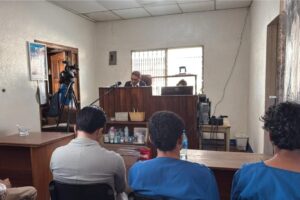 Motorizados acróbatas son condenados por exposición de personas