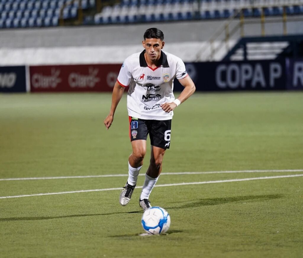 Walter Ferretti a las semifinales de Copa Primera