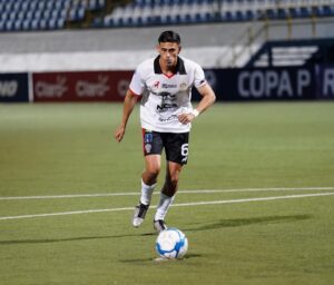 Walter Ferretti a las semifinales de Copa Primera
