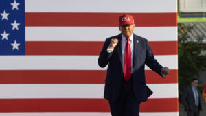 Trump amplía la lista de países blancos de su guerra