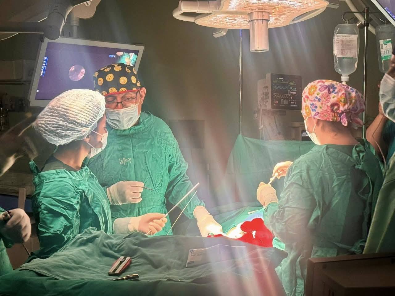 Hospital Bertha Calderón realiza con éxito cirugía fetal gratuita número 275