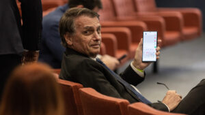 Trump prepara la fuga de Bolsonaro