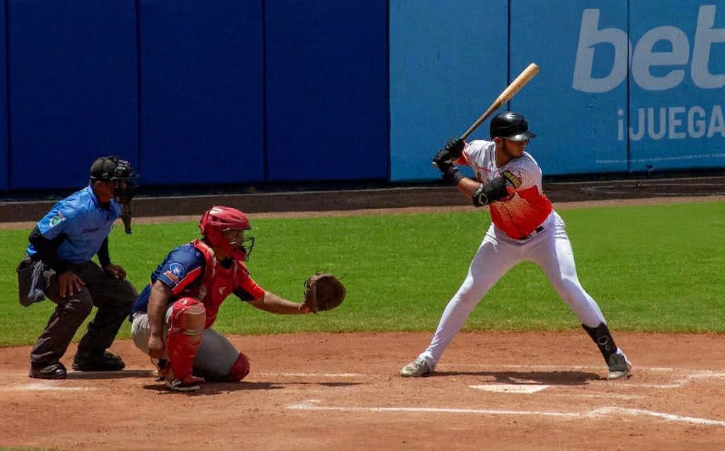 San Fernando vs Tiburones