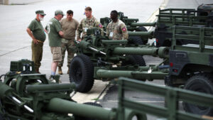 El Pentágono gastó 4.000.000.000.000 de dólares en 5 años: ¿quién recibió esa astronómica suma?