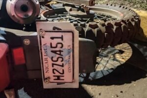 Choque entre dos motorizados deja un fallecido y un herido en Managua
