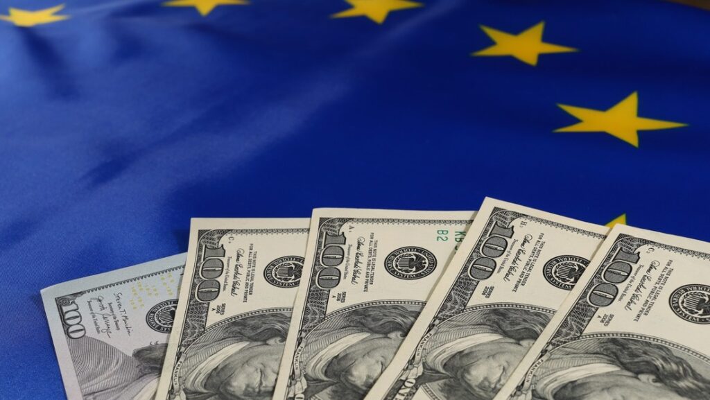 La UE prepara su contraataque arancelario a EEUU pese a la advertencia de Trump