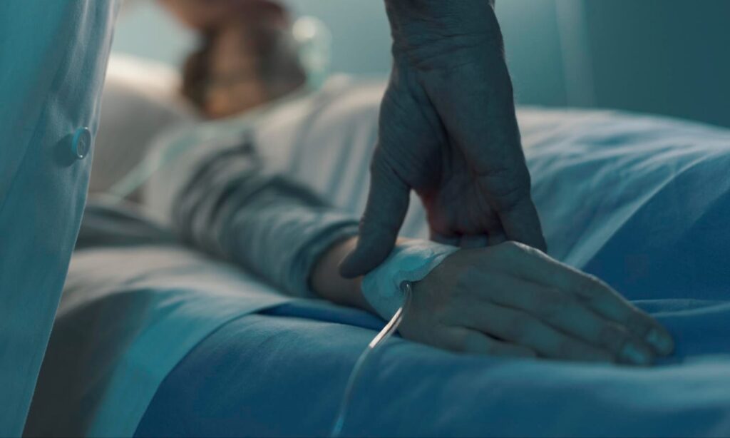 Muere capitalino tras ser golpeado por delincuentes