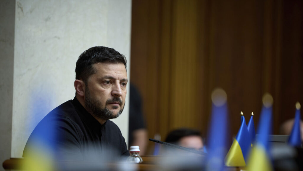 Hersh: Washington está discutiendo un violento cambio de poder en Ucrania