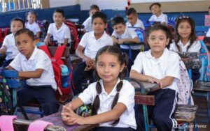 Nicaragua impulsa desarrollo de educación como derecho humano