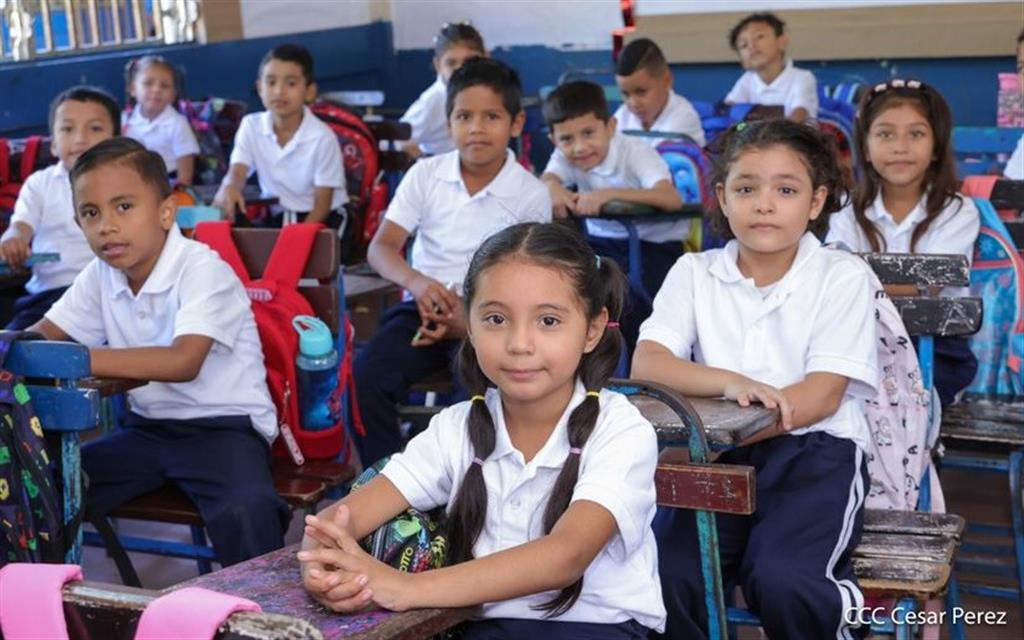 Nicaragua impulsa desarrollo de educación como derecho humano