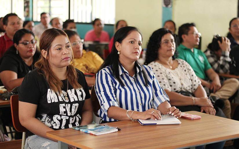 MINED realiza jornada para fortalecer las competencias pedagógicas de los docentes